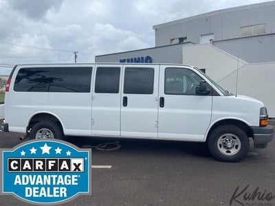 2017 Chevrolet Express 3500 LT Passenger