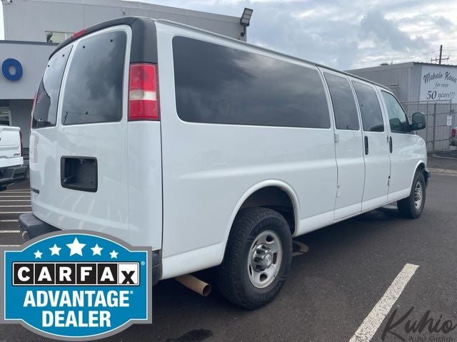 2017 Chevrolet Express 3500 LT Passenger