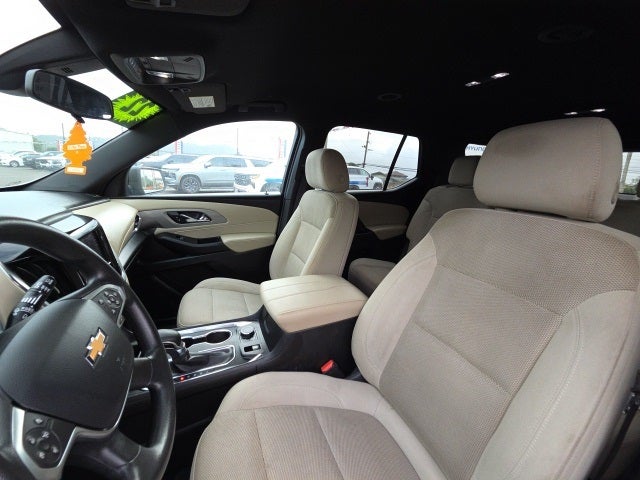 2022 Chevrolet Traverse LS