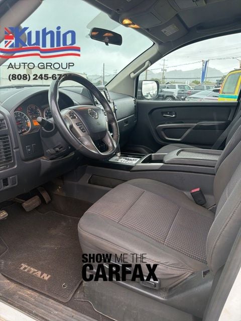 2015 Nissan Titan SV