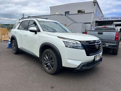 2024 Nissan Pathfinder SV