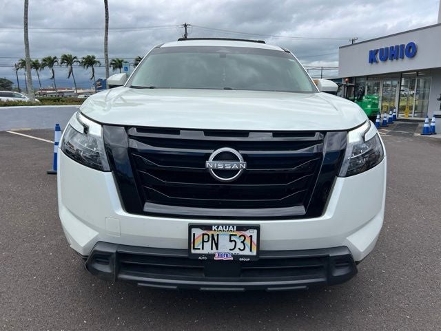 2024 Nissan Pathfinder SV