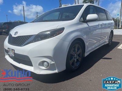 2015 Toyota Sienna SE 8 Passenger