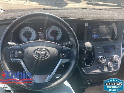 2015 Toyota Sienna SE 8 Passenger