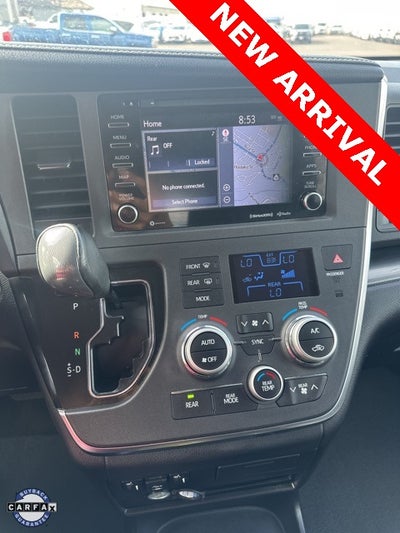 2018 Toyota Sienna SE 8 Passenger