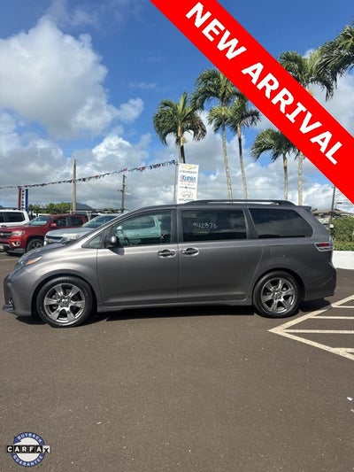 2018 Toyota Sienna SE 8 Passenger