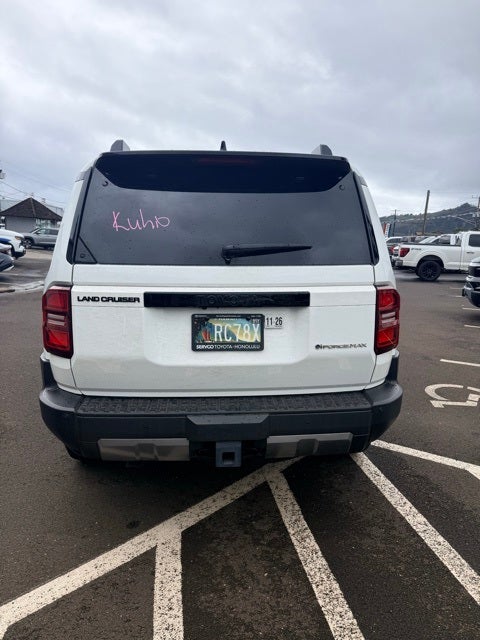 2025 Toyota Land Cruiser premium