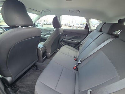 2026 Hyundai KONA SE