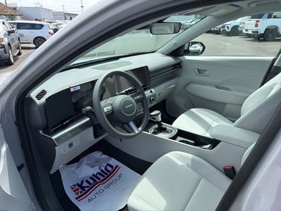 2026 Hyundai KONA SE