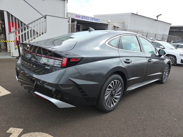 2025 Hyundai SONATA HYBRID SEL