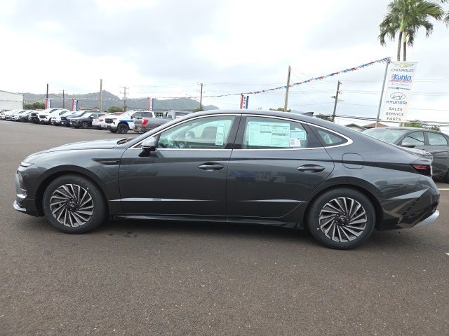 2025 Hyundai SONATA HYBRID SEL
