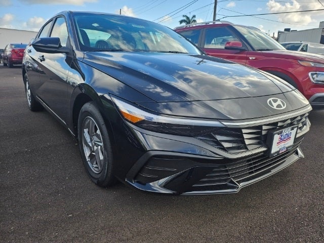 2024 Hyundai ELANTRA SE