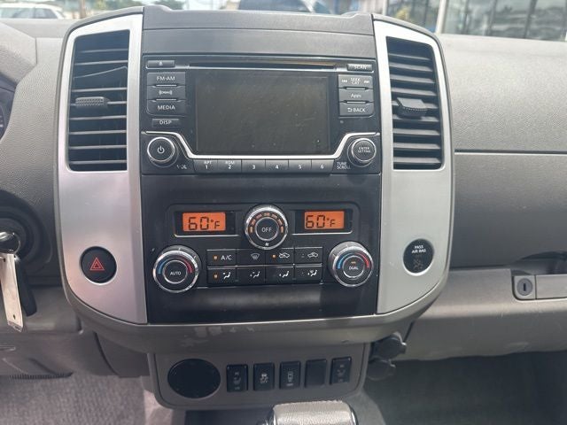 2016 Nissan Frontier SV