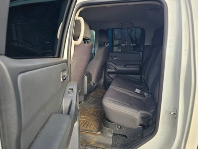 2024 Nissan Frontier SV