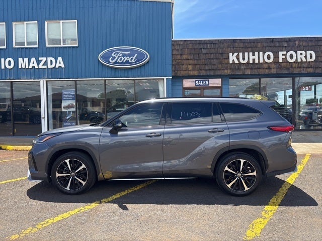 2022 Toyota Highlander XSE