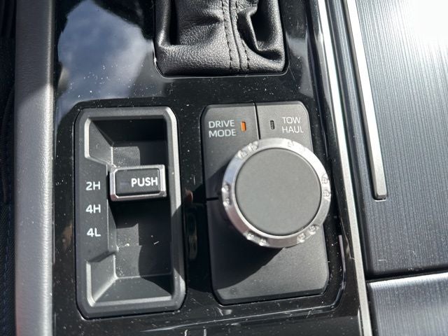 2023 Toyota Tundra Hybrid Platinum